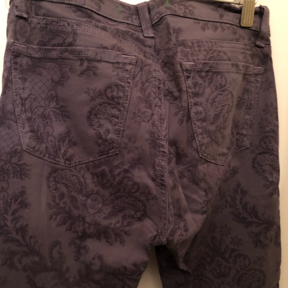 J Brand special edition grey floral skinny ankle jean. Size 25. - Picture 3 of 7